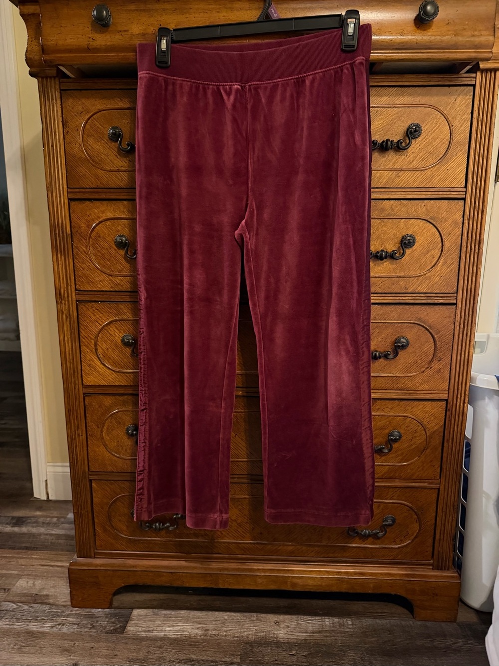 Women’s Velvet Pants - Burgundy
